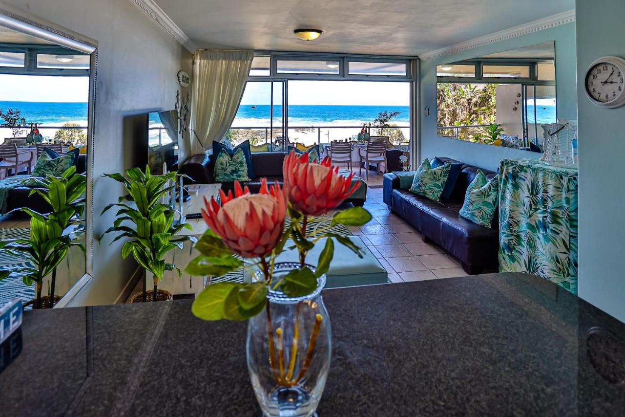 Sands Beach Breaks Beach Front Баллито Экстерьер фото