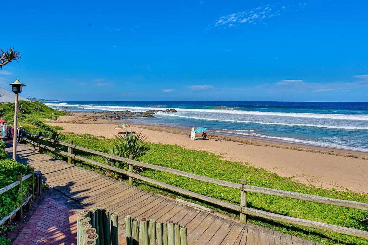Sands Beach Breaks Beach Front Баллито Экстерьер фото