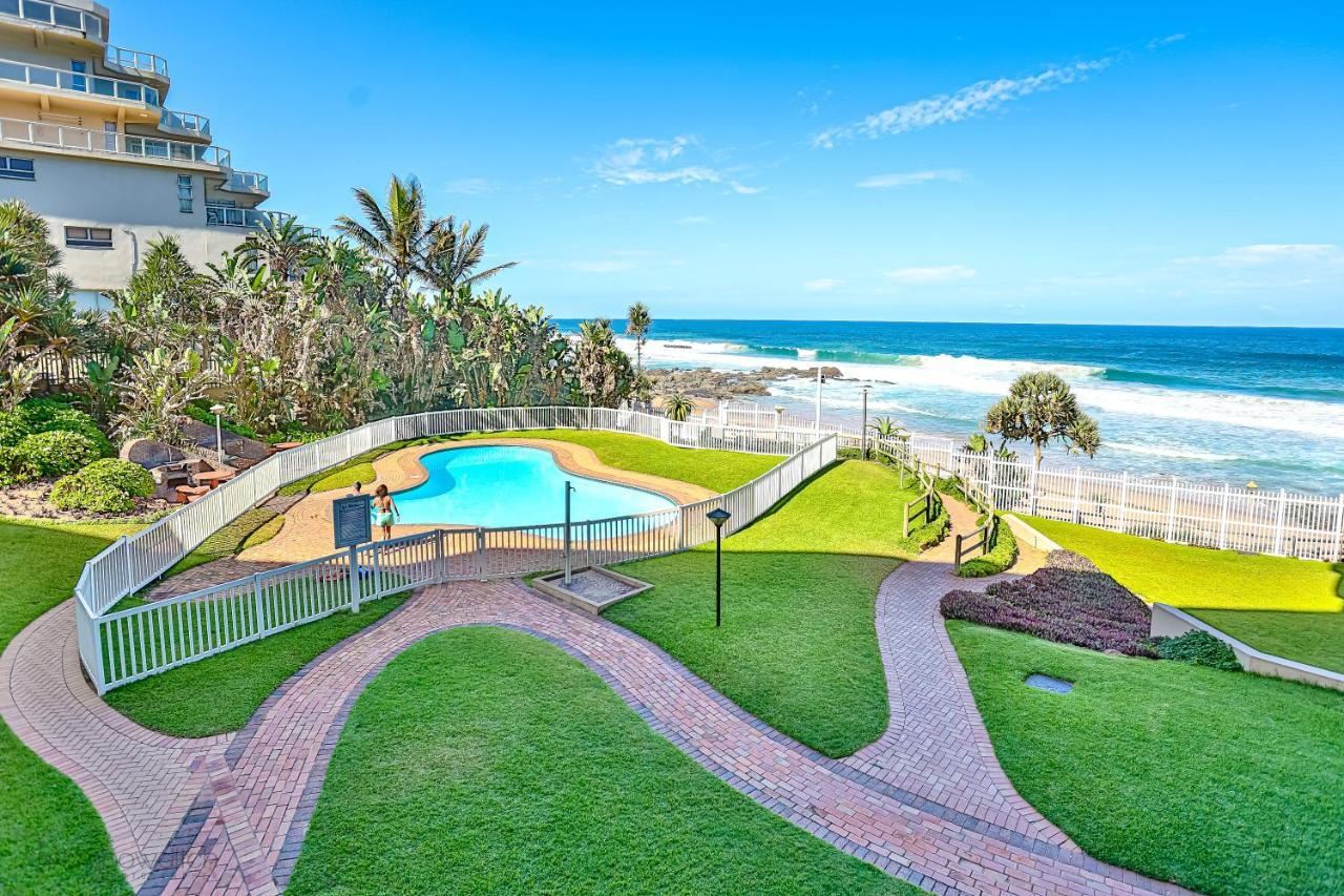 Sands Beach Breaks Beach Front Баллито Экстерьер фото