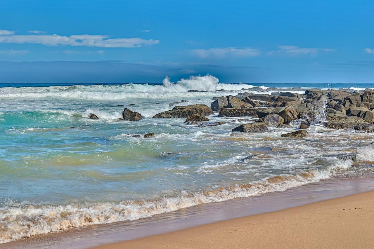 Sands Beach Breaks Beach Front Баллито Экстерьер фото