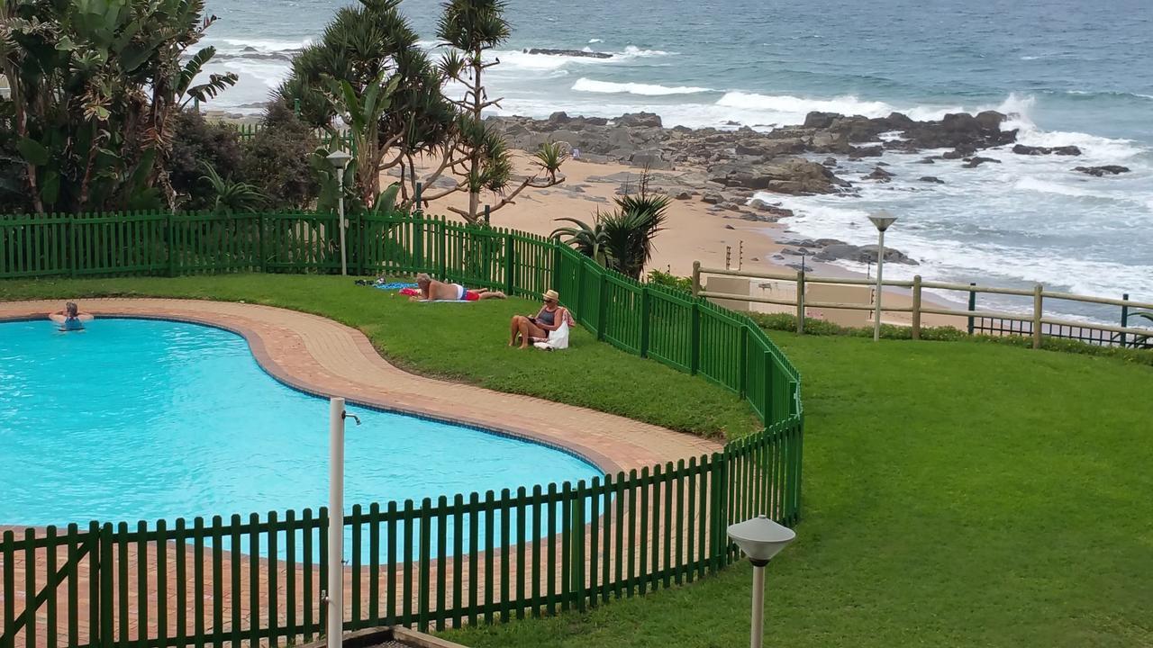 Sands Beach Breaks Beach Front Баллито Экстерьер фото