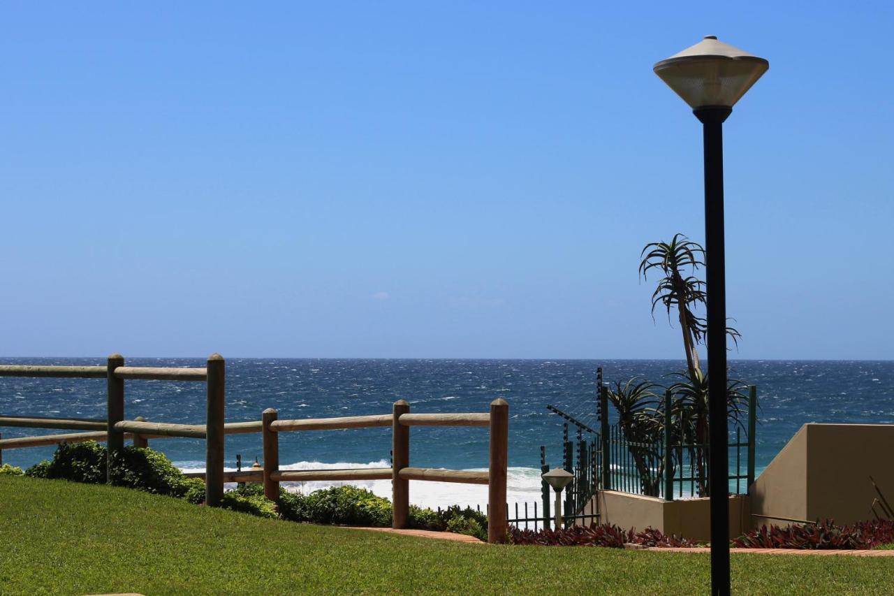 Sands Beach Breaks Beach Front Баллито Экстерьер фото