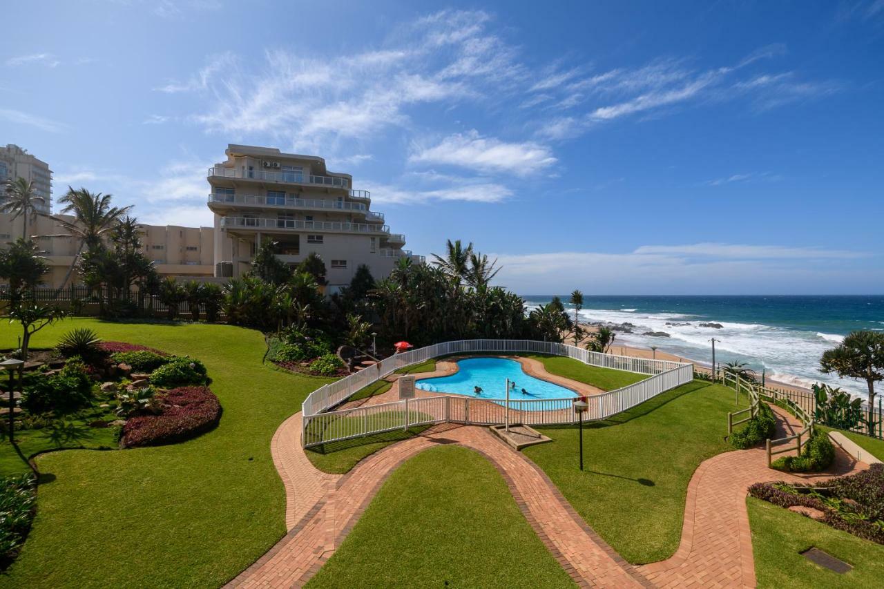Sands Beach Breaks Beach Front Баллито Экстерьер фото